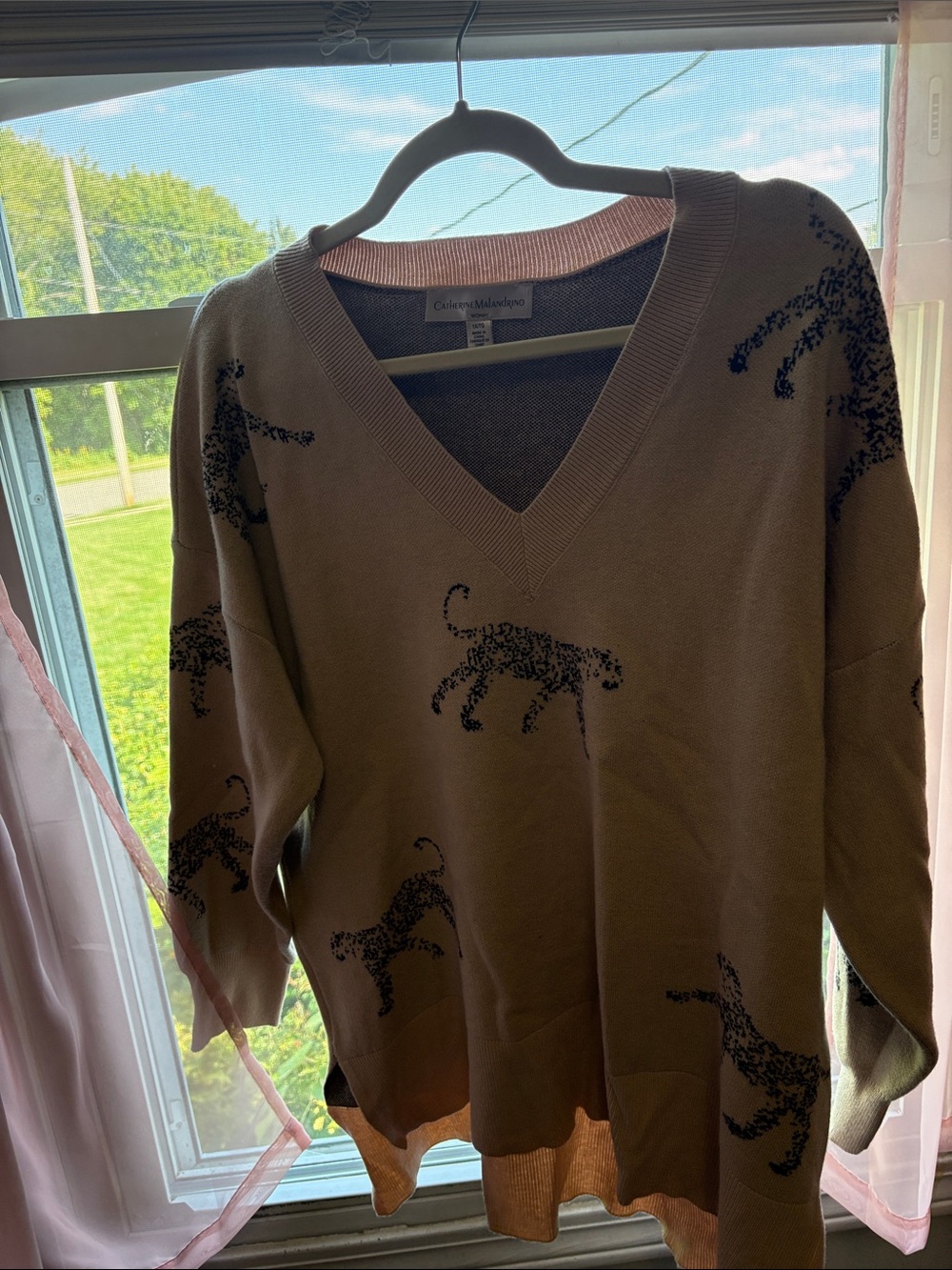 V-Neck Leopard Print Sweater - New Tan 1XL